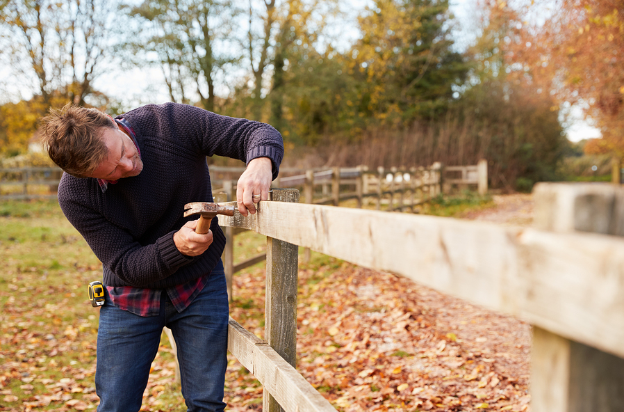 this is a picture of fence repair in Fullerton, CA