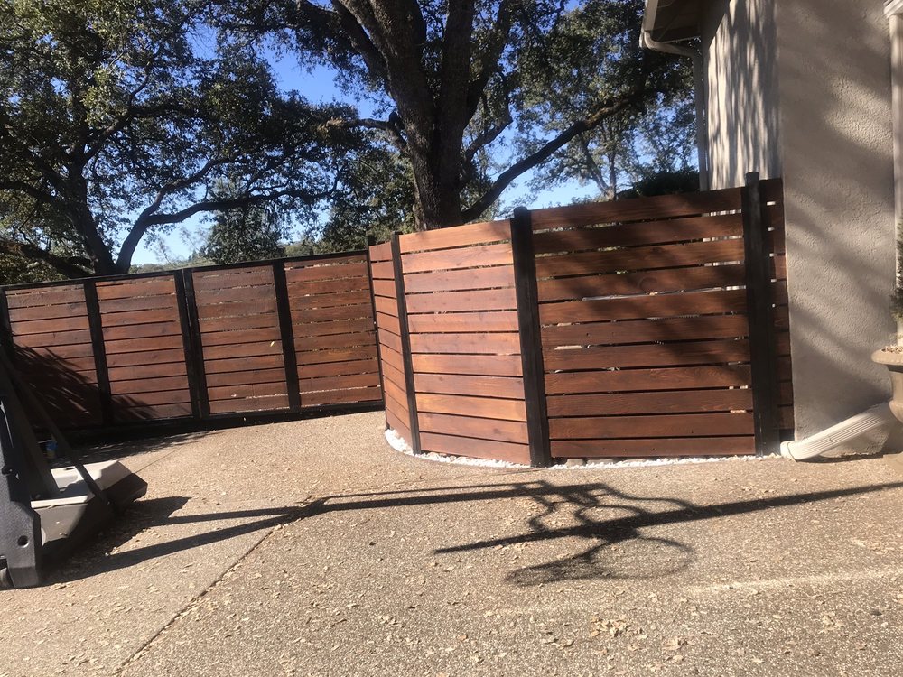 this is a picture of redwood fence in Fullerton, CA